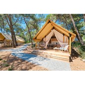 Luxuscamping: Glamping Zelt Typ Premium - Camping Cikat: Glamping Zelt Typ Premium auf Camping Čikat 
