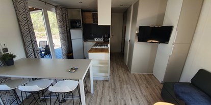 Luxuscamping - Preisniveau: moderat - Wohnbereich - Campingplatz "Auf dem Simpel" Heide-Lodge auf Campingplatz "Auf dem Simpel"