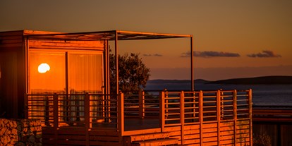 Luxuscamping - Zadar - Šibenik - Sonnenuntergang - Camping Slatina Freedhome Mobilheime auf Camping Slatina