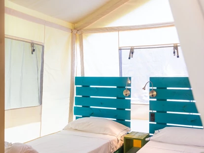 Luxury camping - Preisniveau: gehoben - Mittelmeer - Glamping Tent Country Loft auf Camping Lacona Pineta - Camping Lacona Pineta Glamping Tent Country Loft auf Camping Lacona Pineta
