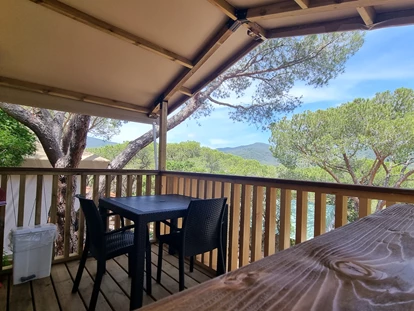Luxury camping - Italy - Glamping Tent Mini Lodge auf Camping Lacona Pineta - Camping Lacona Pineta Glamping Tent Mini Lodge auf Camping Lacona Pineta