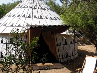 Luxury camping - Mittelmeer - Willkommen im Königszelt - Königszelt in Sardinien