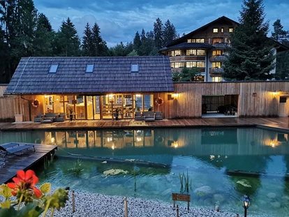 Luxury camping - Restaurant - Julische Alpen - Ausblick aufs Hotel - Glamping Bike Village Ribno