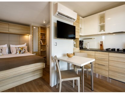 Luxuscamping - Spielraum - Istrien - BELLA VISTA PREMIUM CAMPING CHALET - Istra Premium Camping Resort - Valamar