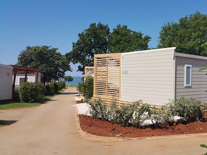 Luxuscamping - barrierefreier Zugang ins Wasser - Kroatien - CampingIN Park Umag - Meinmobilheim