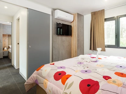 Luxuscamping - Kategorie der Anlage: 5 - Adria - Boutique Campingplatz Santa Marina - Meinmobilheim