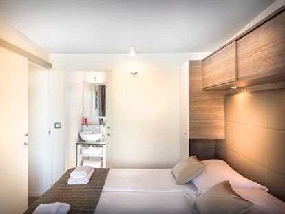 Luxuscamping - Badestrand - Krk - Ježevac Premium Camping Resort - Meinmobilheim
