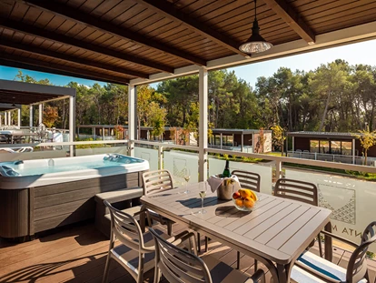 Luxury camping - Swimmingpool - Istria - Campingplatz Santa Marina - Meinmobilheim