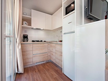 Luxuscamping - Kategorie der Anlage: 3 - Istrien - Campingplatz Puntica - Meinmobilheim
