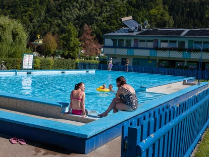 Luxury camping - Swimmingpool - Döbriach - Komfort-Campingpark Burgstaller - Gebetsroither