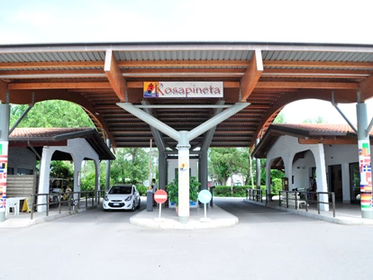 Luxury camping - Swimmingpool - Adria - Camping Village Rosapineta - Gebetsroither