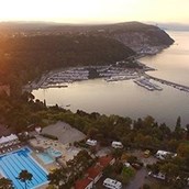 Glamping-Resorts: Panoramablick auf den Campingplatz - Camping Village Mare Pineta - Gebetsroither