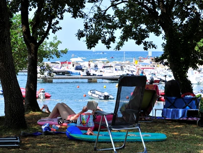 Luxury camping - Segel- und Surfmöglichkeiten - Istria - Camping Bijela Uvala - Gebetsroither