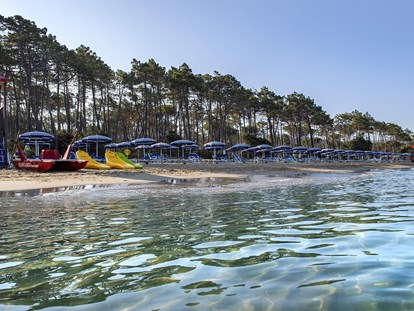 Luxuscamping - Segel- und Surfmöglichkeiten - Toskana - Camping Baia Verde - Gebetsroither