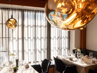 Luxuscamping - Umgebungsschwerpunkt: Berg - Österreich - Chef's Table - elegantes Ambiente - mehrgängige Menüs und ideenreiche Kompositionen aus feinsten Zutaten - Camping Gerhardhof
