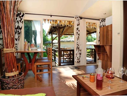 Luxuscamping - Swimmingpool - Béziers - Mobilheim Chardonnay auf Domaine La Yole Wine Resort - Domaine La Yole Wine Resort