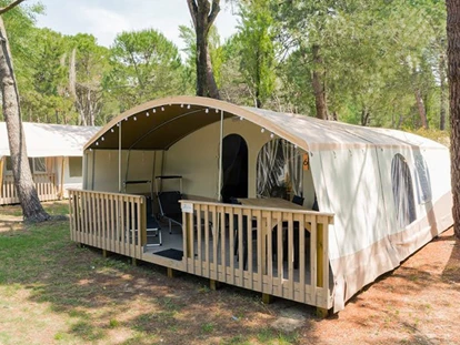Luxuscamping - Bademöglichkeit für Hunde - Istrien - Camping Resort Lanterna - Suncamp