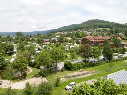 Luxury camping - Umgebungsschwerpunkt: Berg - Baden-Württemberg - In idealer Terrassenlage , am Ortsrand des anerkannten Luftkurorts Seelbach, finden Sie den mehrfach prämierten Campingplatz. Wir bieten Naturerlebnis in vollem Umfang, höchsten Komfort und modernste Sanitäranlagen - Schwarzwälder Hof