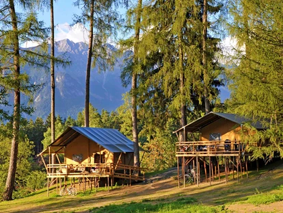 Luxuscamping - Umgebungsschwerpunkt: See - Österreich - Safari-Lodge-Zelt "Rhino" und "Lion" - Nature Resort Natterer See