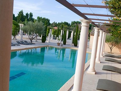 Luxuscamping - Kategorie der Anlage: 5 - Hérault - Am Pool - Camping Le Sérignan Plage