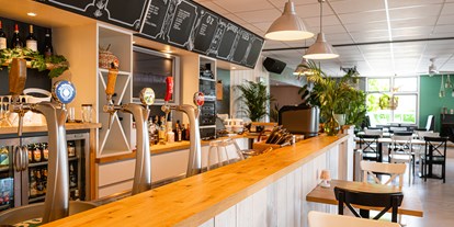 Luxuscamping - WLAN - Das Restaurant ist bekannt für seine umfangreiche Speisekarte.  - Camping De Molenhoek