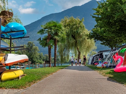 Luxury camping - gut erreichbar mit: Bus - Tenero - Campofelice Camping Village