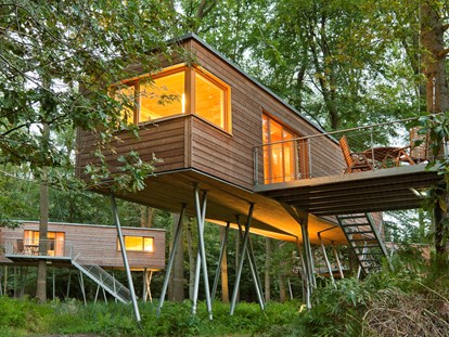 Luxury camping - Umgebungsschwerpunkt: Fluss - Bildquelle: http://www.baumgefluester.de/ - Baumhaus Resort Baumgeflüster