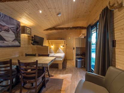 Luxury camping - gut erreichbar mit: Motorrad - kleines 4-Personen-Haus - Alfsee Ferien- und Erlebnispark