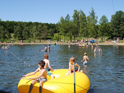 Luxuscamping - Swimmingpool - Badesee - Alfsee Ferien- und Erlebnispark