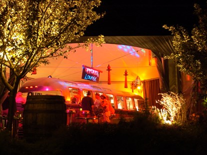 Luxuscamping - Restaurant - Ariège - Retro Trailer Park