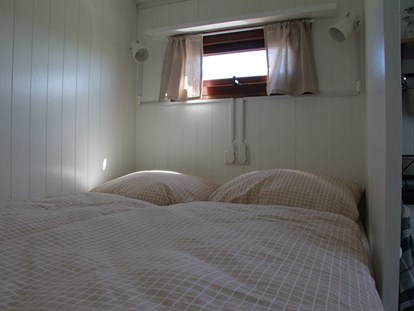 Luxuscamping - Umgebungsschwerpunkt: Meer - Die Schlafkoje für 2 Personen - Nordseestrand in Dornumersiel