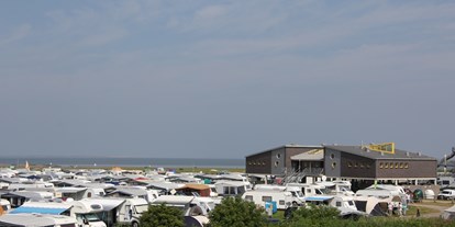 Luxuscamping - Umgebungsschwerpunkt: Strand - Der Campingplatz am Nordseestrand in Dornumersiel - Nordseestrand in Dornumersiel