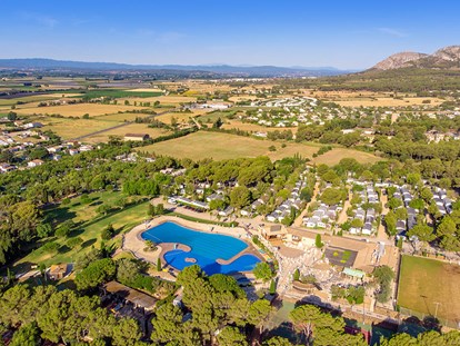 Luxury camping - Spain - Castell Montgri - Vacanceselect