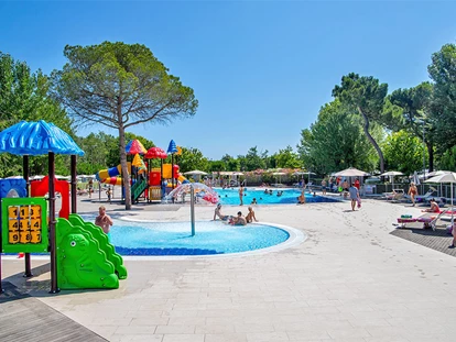 Luxury camping - Swimmingpool - Adria - Camping Marina Camping Village - Vacanceselect