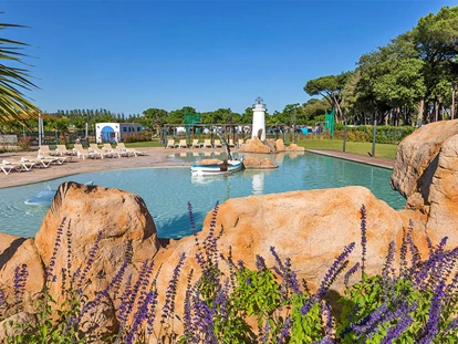 Luxury camping - Swimmingpool - Mittelmeer - Camping Valldaro - Vacanceselect