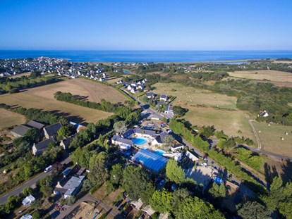 Luxury camping - Volleyball - France - Camping Pommeraie de l'Océan - Vacanceselect