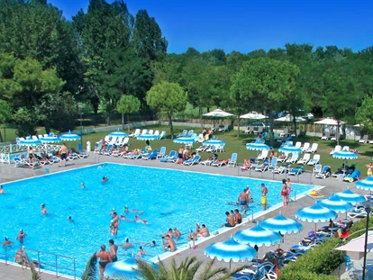 Luxury camping - Swimmingpool - Adria - Camping Villaggio Rubicone - Vacanceselect