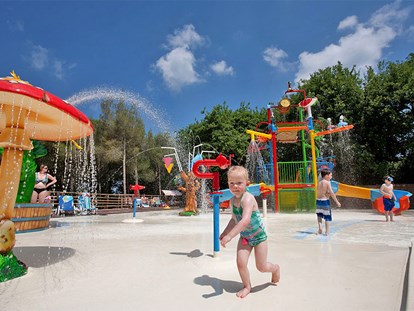 Luxury camping - Spielplatz - Tuscany - Camping Le Pianacce - Vacanceselect
