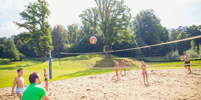 Luxuscamping - Preisniveau: moderat - Beachvolleyball - Camping & Ferienpark Orsingen Mobilheime im Camping & Ferienpark Orsingen