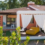 Luxuscamping: Tiliguerta Glamping & Camping Village: Deluxe-Zweizimmer-Bungalows