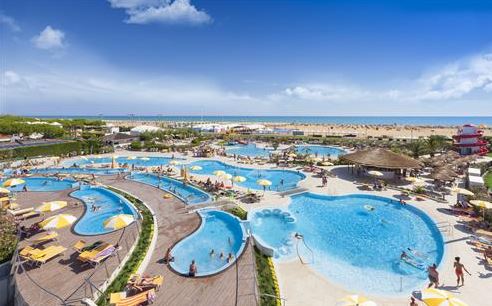 Luxuscamping: Neu angelegter Wasserpark - Villaggio Turistico Internazionale: Maxi-Caravan am Villaggio Turistico Internazionale