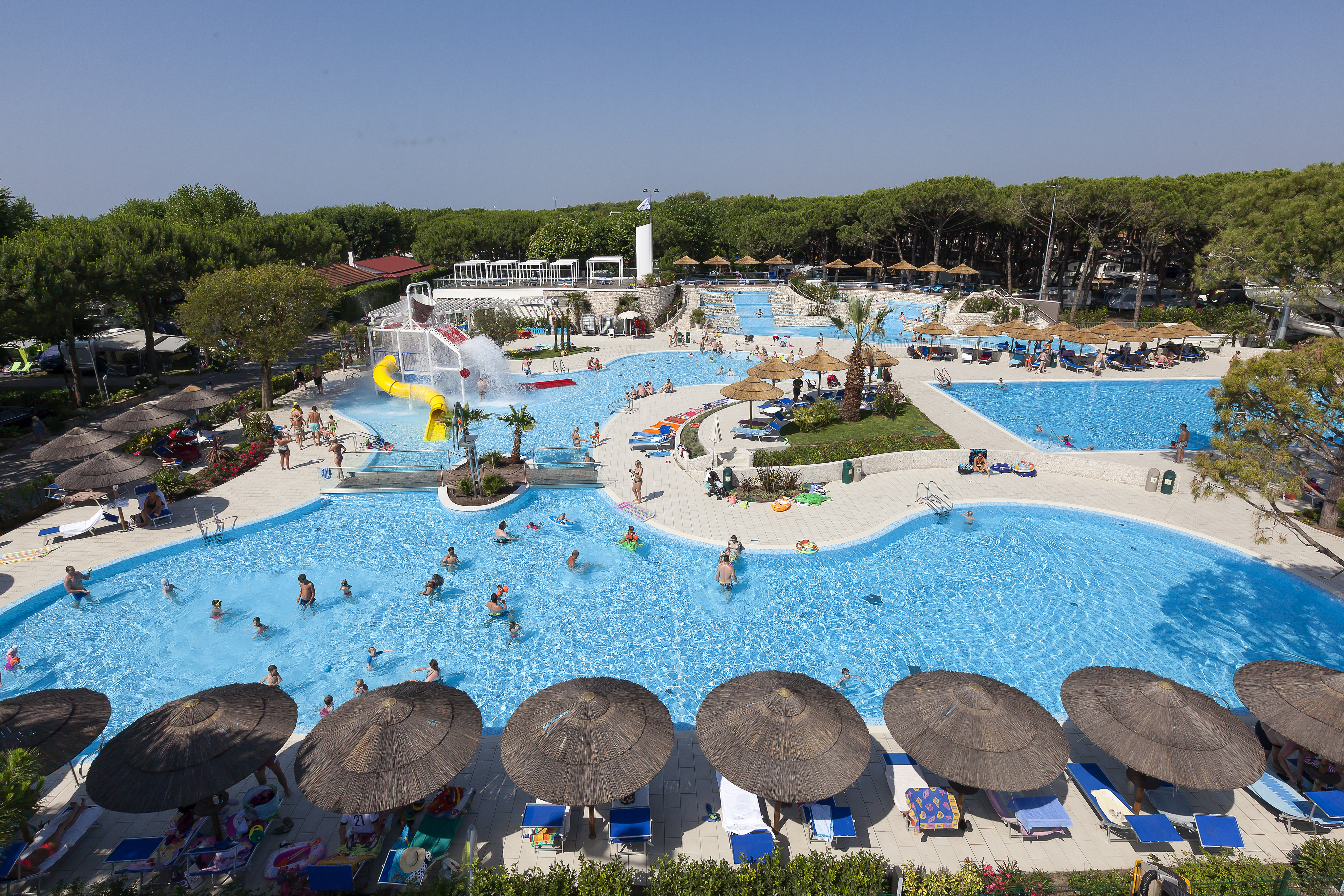 Luxuscamping: Schwimmbad - Camping Ca' Pasquali Village: Mobilheim Residence Platinum auf Camping Ca' Pasquali Village