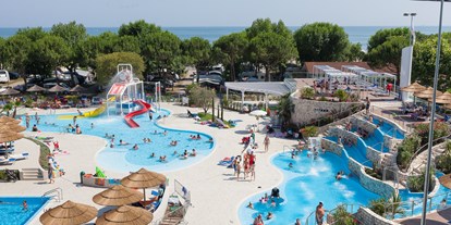 Luxuscamping - Klimaanlage - Italien - Schwimmbad - Camping Ca' Pasquali Village Mobilheim Torcello Plus Gold auf Camping Ca' Pasquali Village