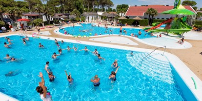Luxuscamping - Terrasse - Venetien - Schwimmbad - Camping Vela Blu Mobilheim Top Residence Platinum auf Camping Vela Blu