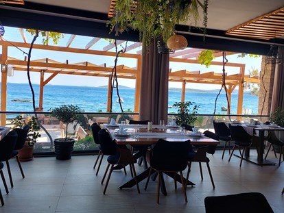 Luxuscamping - Umgebungsschwerpunkt: Meer - Dalmatien - Restaurant Lavanda - Lavanda Camping****