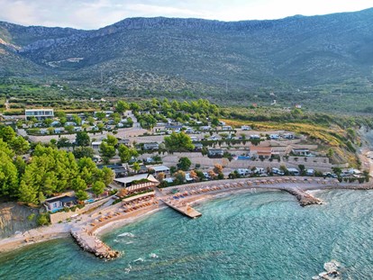 Luxuscamping - Imbiss - Kroatien - Campsite from the sky - Lavanda Camping****