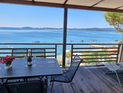 Luxuscamping - Restaurant - Dalmatien - view from Premium house - Lavanda Camping****