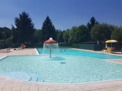 Luxury camping - Mailand - Camping Montorfano - Pool - Camping Montorfano