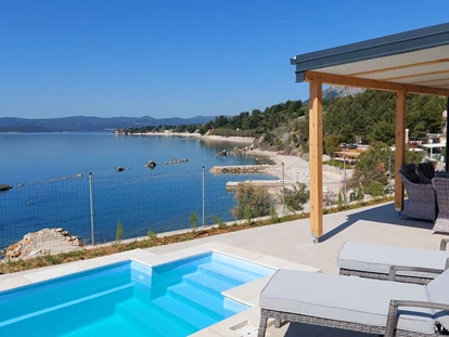 Luxury camping - Parkplatz bei Unterkunft - Croatia - Superior Mobile Home mit Pool-M9 - Lavanda Camping**** Superior Mobile Home mit Pool