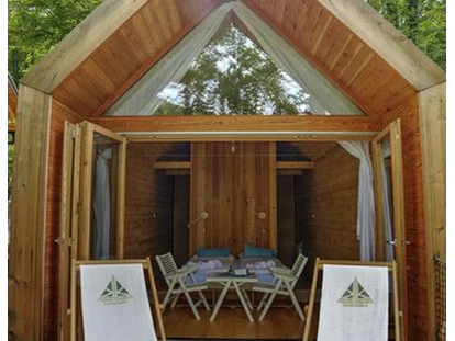 Luxury camping - Holzhütte Lilija - Kamp Koren Kobarid Holzhütte „Glamping Lilija“